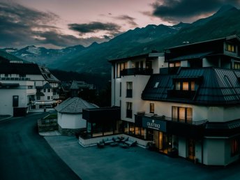 Fine Dine Kurzurlaub mit 8-Gänge-Michelin-Erlebnis und Wellness in Tirol | 3 Tage 