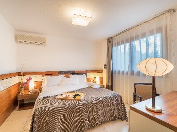 Sommerurlaub in Lignano mit Strandservice und Halbpension   | 6 Nächte     