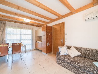 Sommerurlaub in Lignano mit Strandservice und Halbpension   | 6 Nächte     