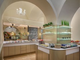 Kurzurlaub in Tata – Erholung pur mit Kristall Wellness inkl. Halbpension | 2 Nächte