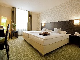 3 Tage Ostern in Bonn – Frühlingserwachen unter blühenden Kirschbäumen