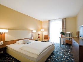 3 Tage Ostern in Bonn – Frühlingserwachen unter blühenden Kirschbäumen