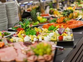 Erholung im Küstenklima: 4 Nächte im Hotel Olymp III